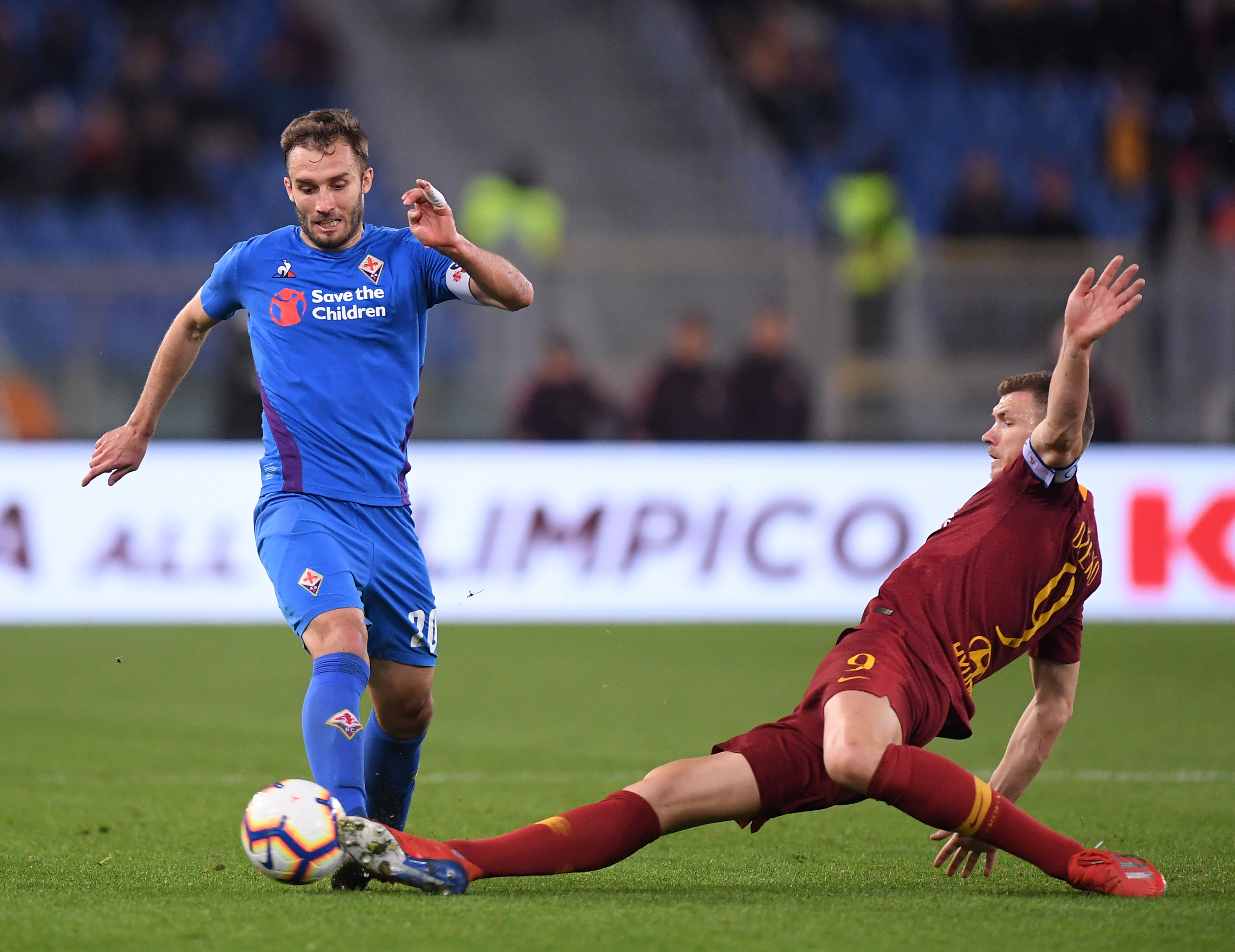 NBA每日最佳：爱德华兹44分赛季新高，SGA38分带队13连胜（NBA今日之星：爱德华兹轰44分创赛季新高，SGA38分率队豪取13连胜）