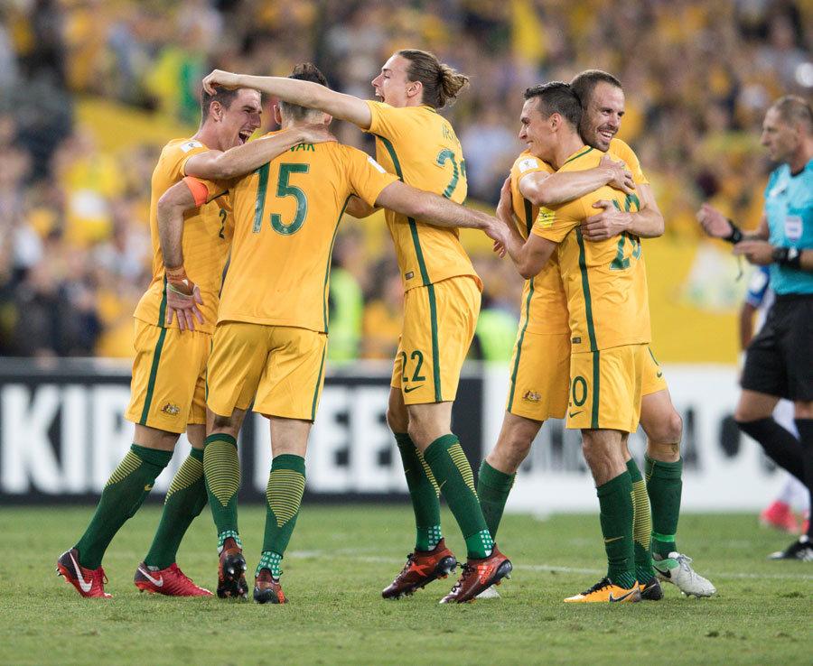 国王杯半场：里克尔梅梅开二度，贝蒂斯2-0托伦CF（国王杯半场战报：里克尔梅双响，贝蒂斯2-0领先托伦CF）