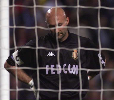 NBA交易市场最新动态：火箭完成签约,（NBA交易速递：火箭官宣完成签约）