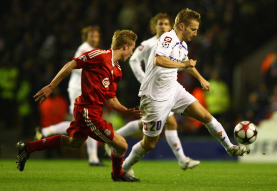 托蒂：罗马会退出争冠行列，国米、那不勒斯和米兰将战斗到底（托蒂断言罗马已退出争冠，国米、那不勒斯与米兰将争到最后）