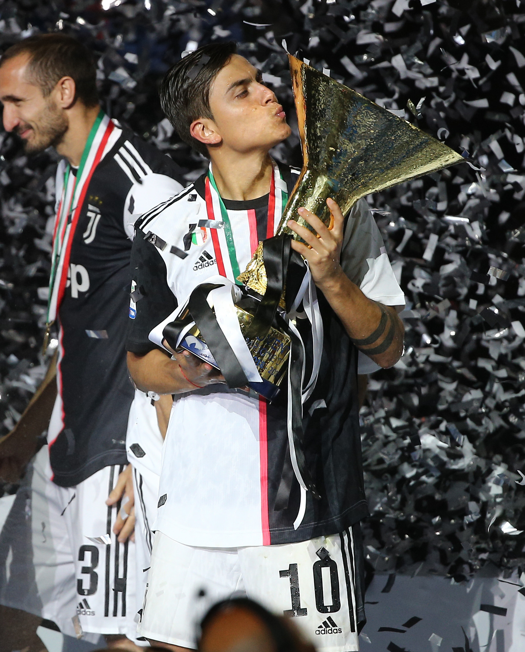 土媒：罗马和米兰都对费内巴切前锋恩-内斯里感兴趣（土媒曝：罗马与米兰同时有意费内巴切前锋恩-内斯里）