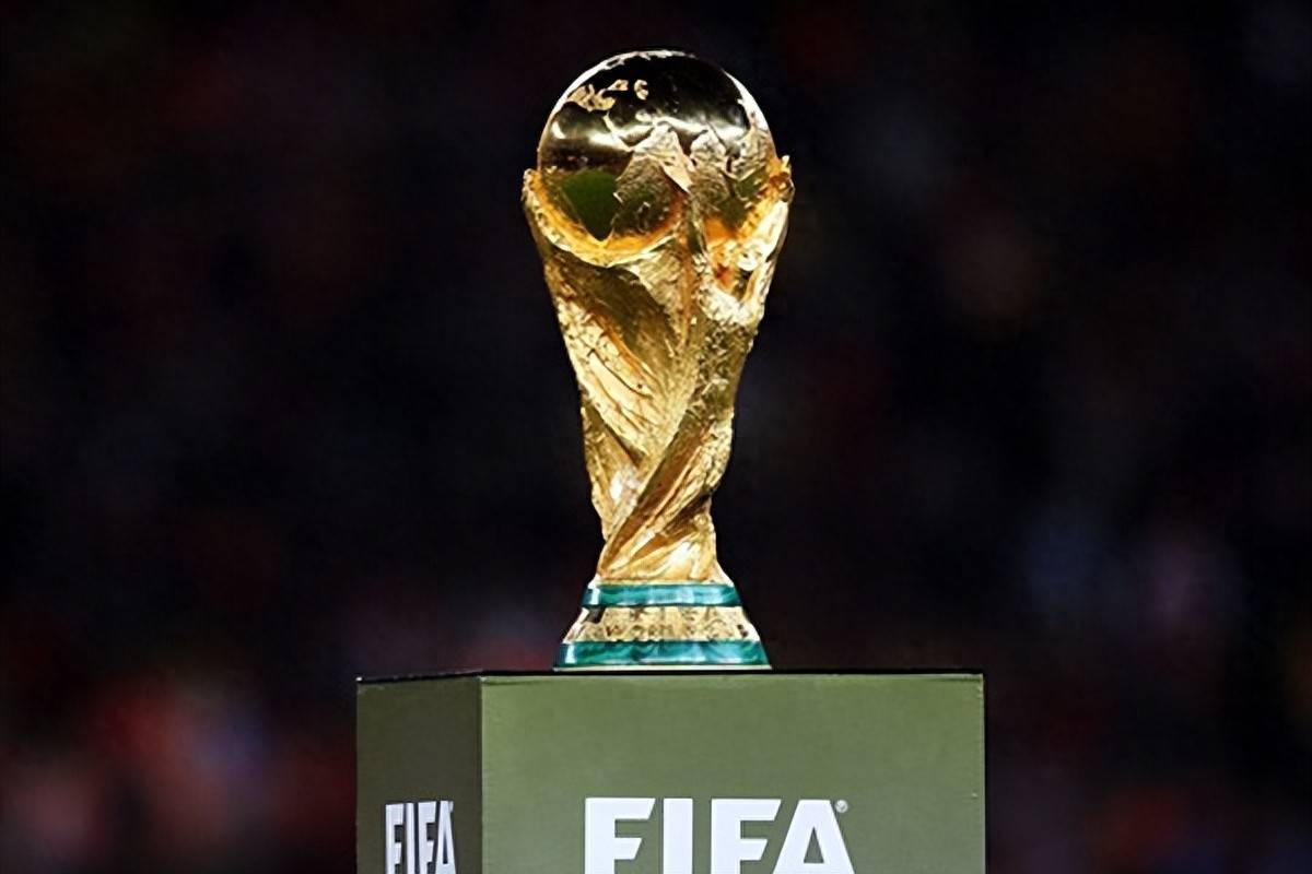 名记：消息人士表示，他们相信B费能赶上1月的曼市德比（权威记者：多方消息称B费有望出战1月曼市德比）