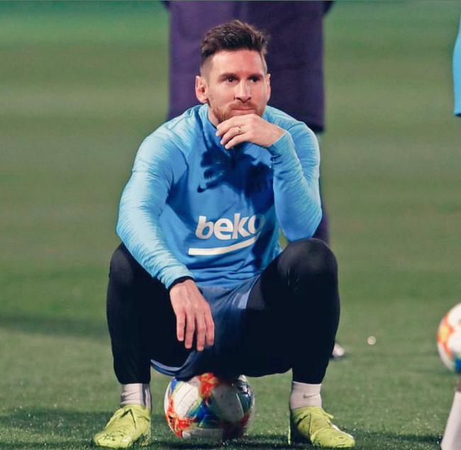 意媒：尤文正在关注图卢兹中卫克雷斯维尔，已派球探现场考察（意媒称尤文盯上图卢兹中卫克雷斯维尔，已派球探到场考察）