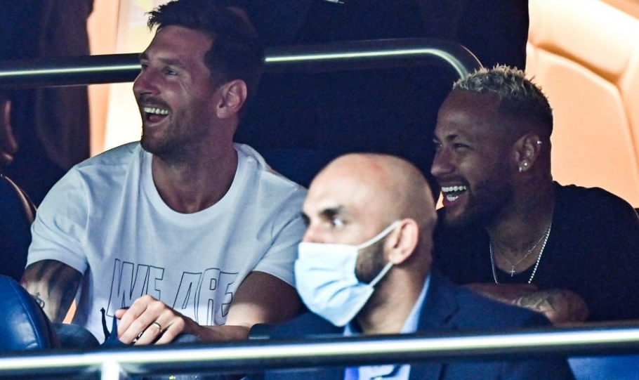 达维多维奇：离开沙特是因为老婆适应不了，家人比金钱更重要（达维多维奇：因妻子难适应沙特而离开，家庭重于金钱）